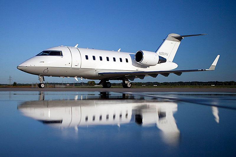 Challenger 605 (CL60) by Bombardier Aerospace
