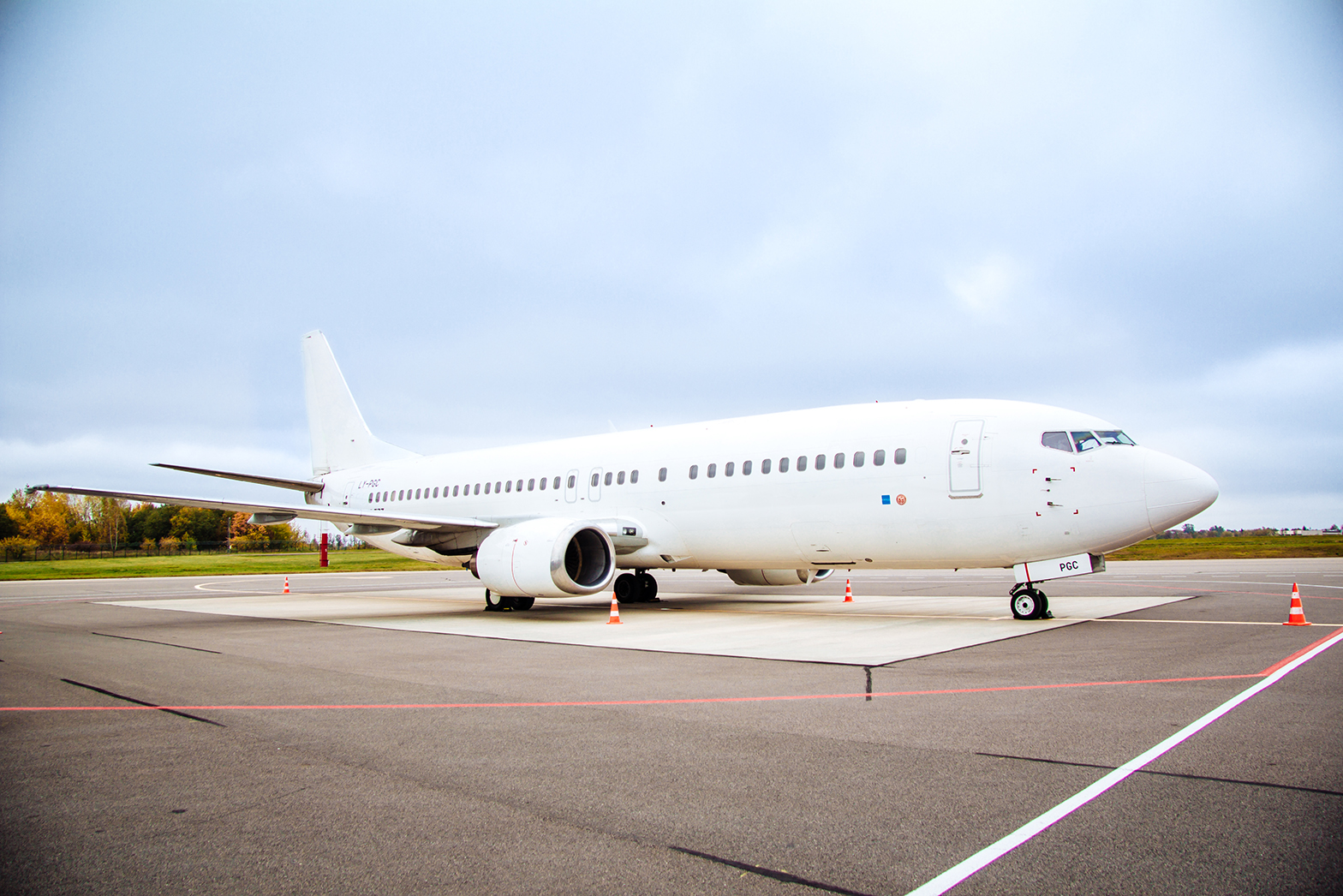 わっとページ Boeing_737-400.jpg