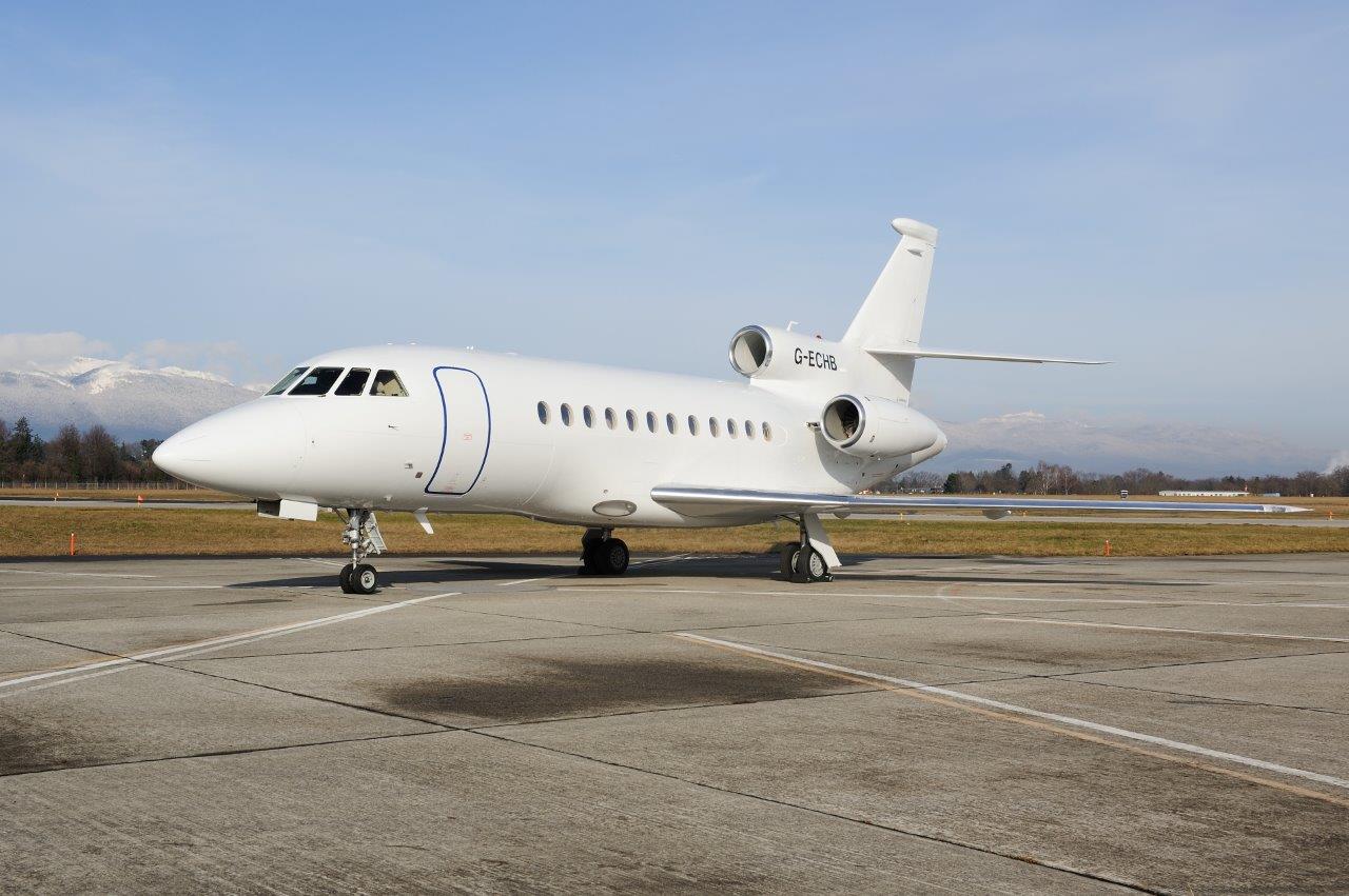 Falcon 900DX (F900) by Dassault Aviation