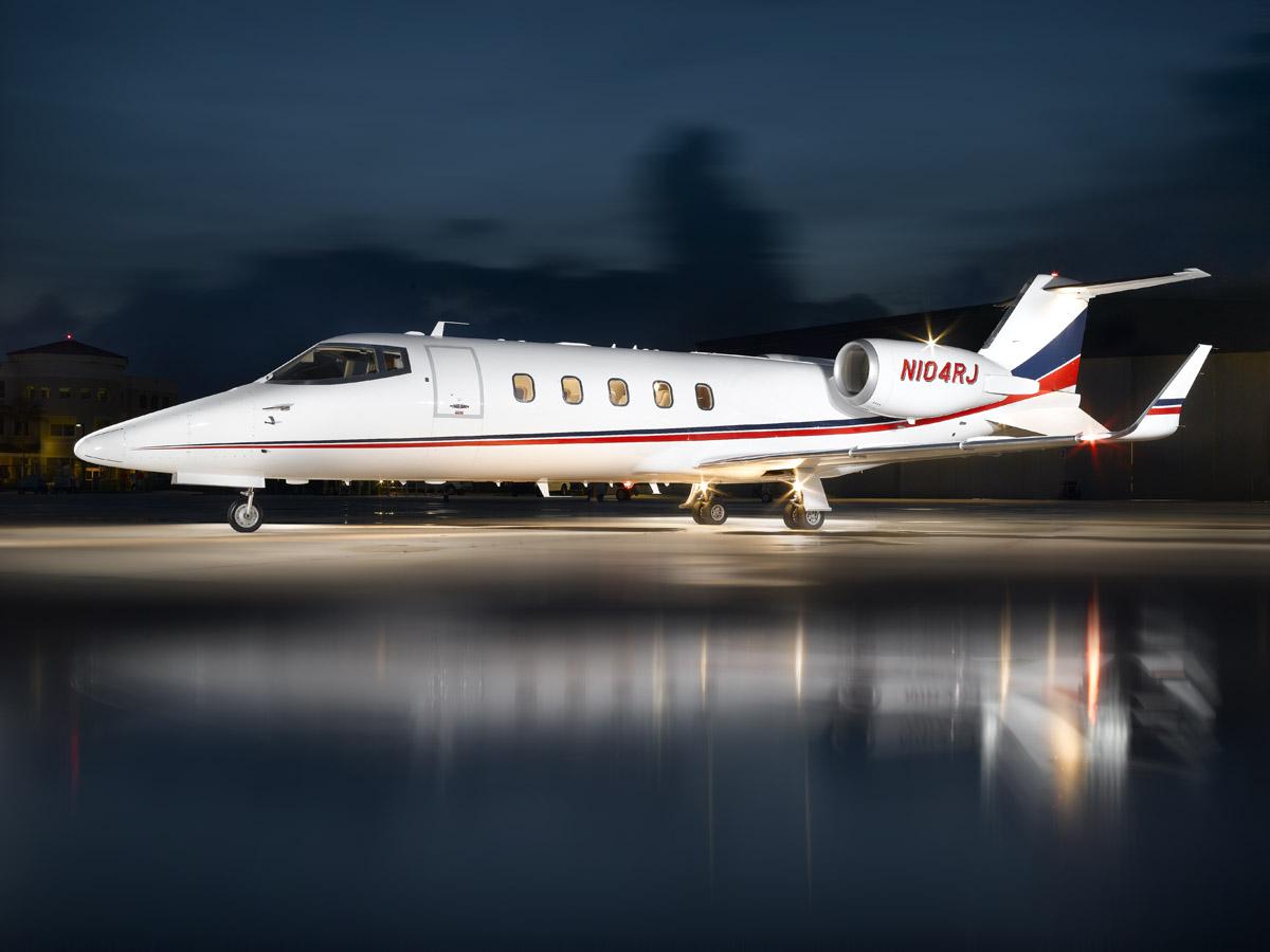 Learjet 60XR (LJ60) by Bombardier Aerospace