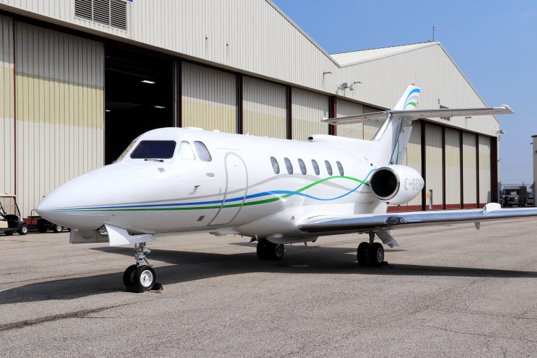 You are currently viewing Hawker 700A