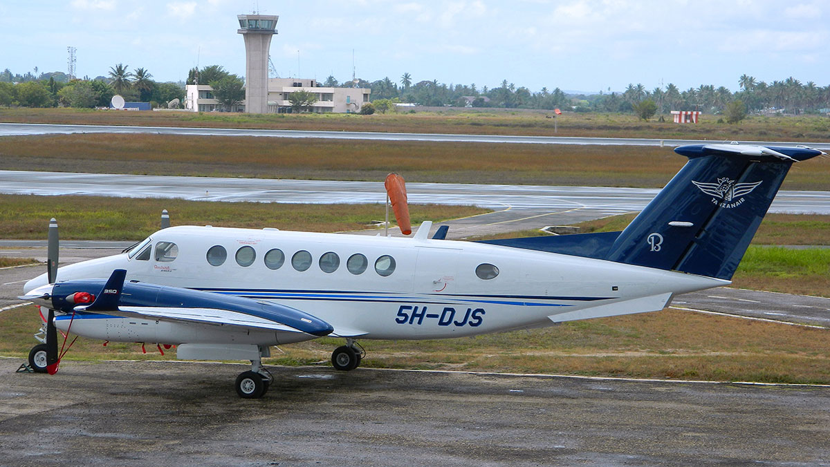 5H-DJS aircraft