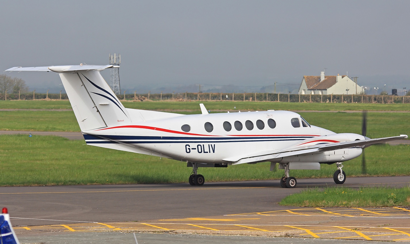 G-OLIV aircraft