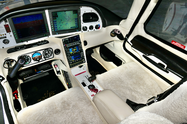 Cirrus SR20