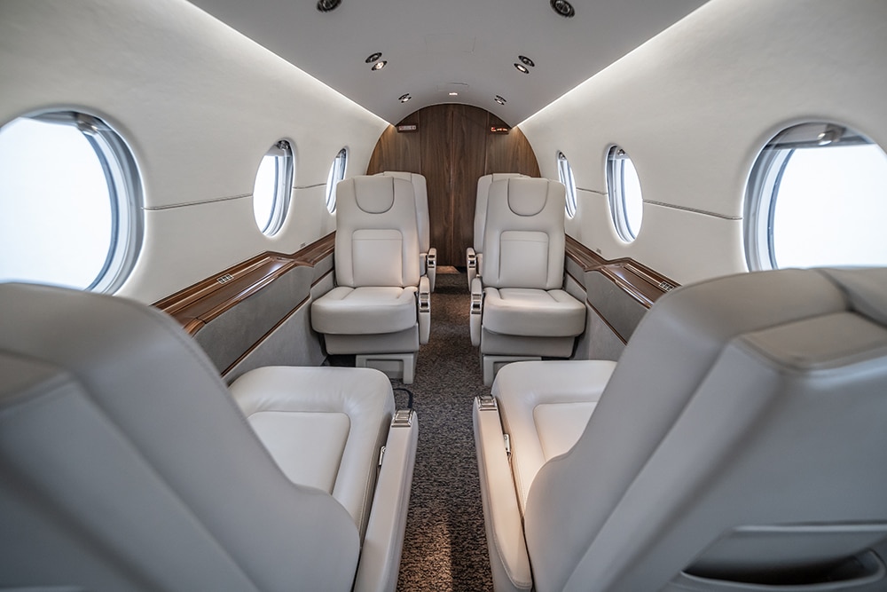 Hawker 400XP