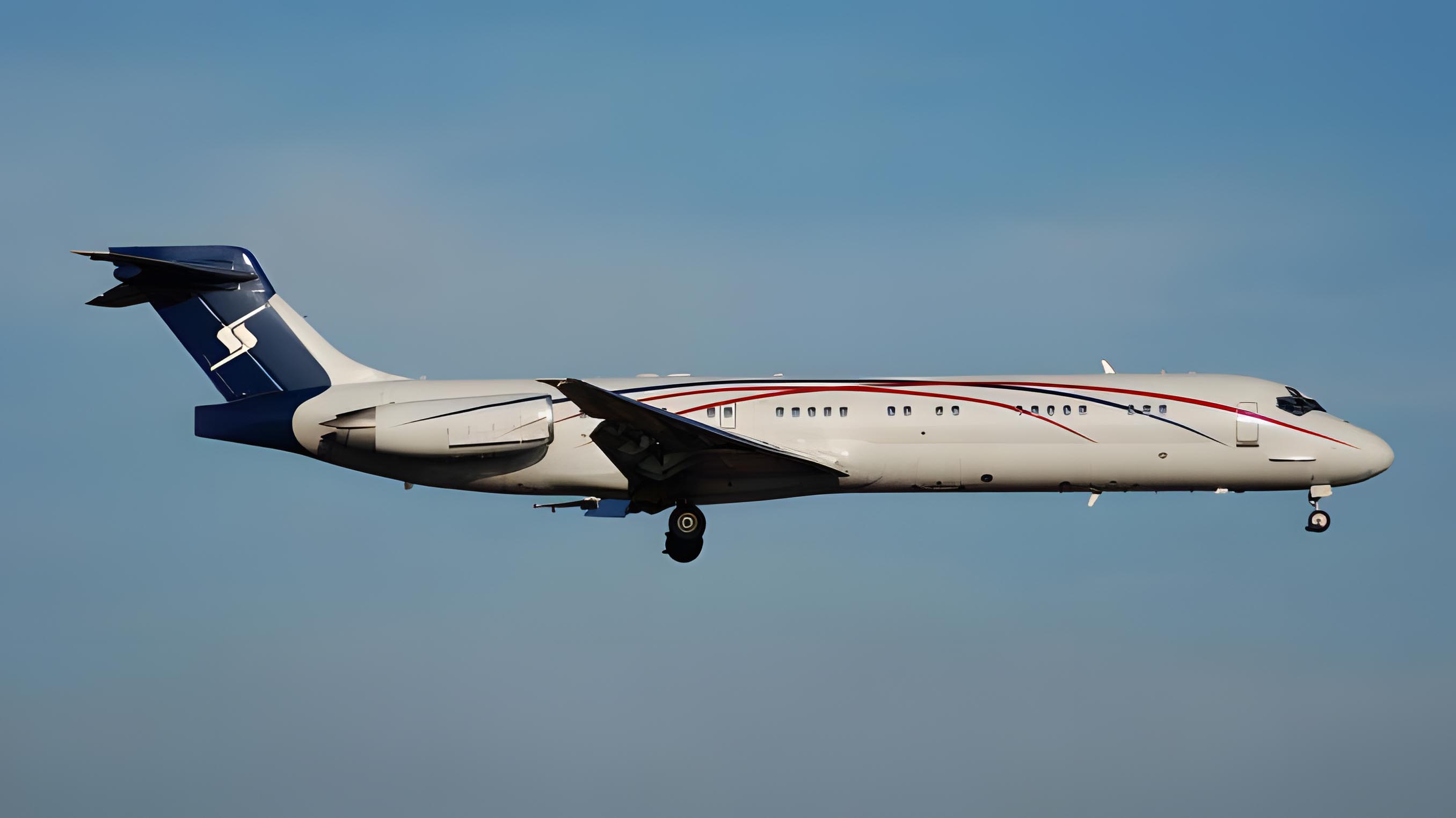 McDonnell Douglas MD-87