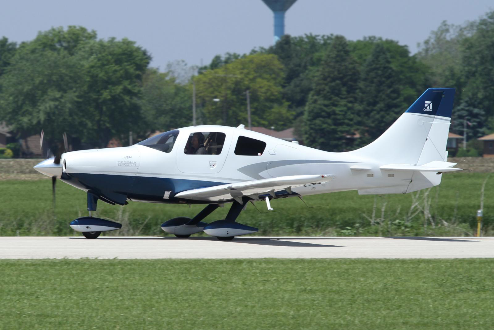 Cessna 400