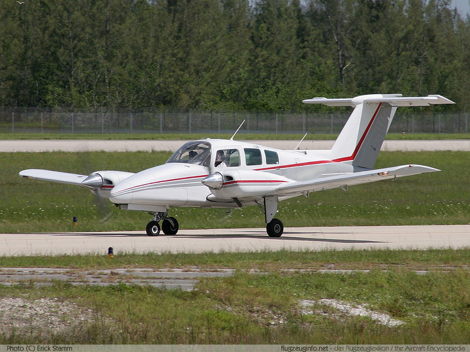 Beechcraft 76 Duchess