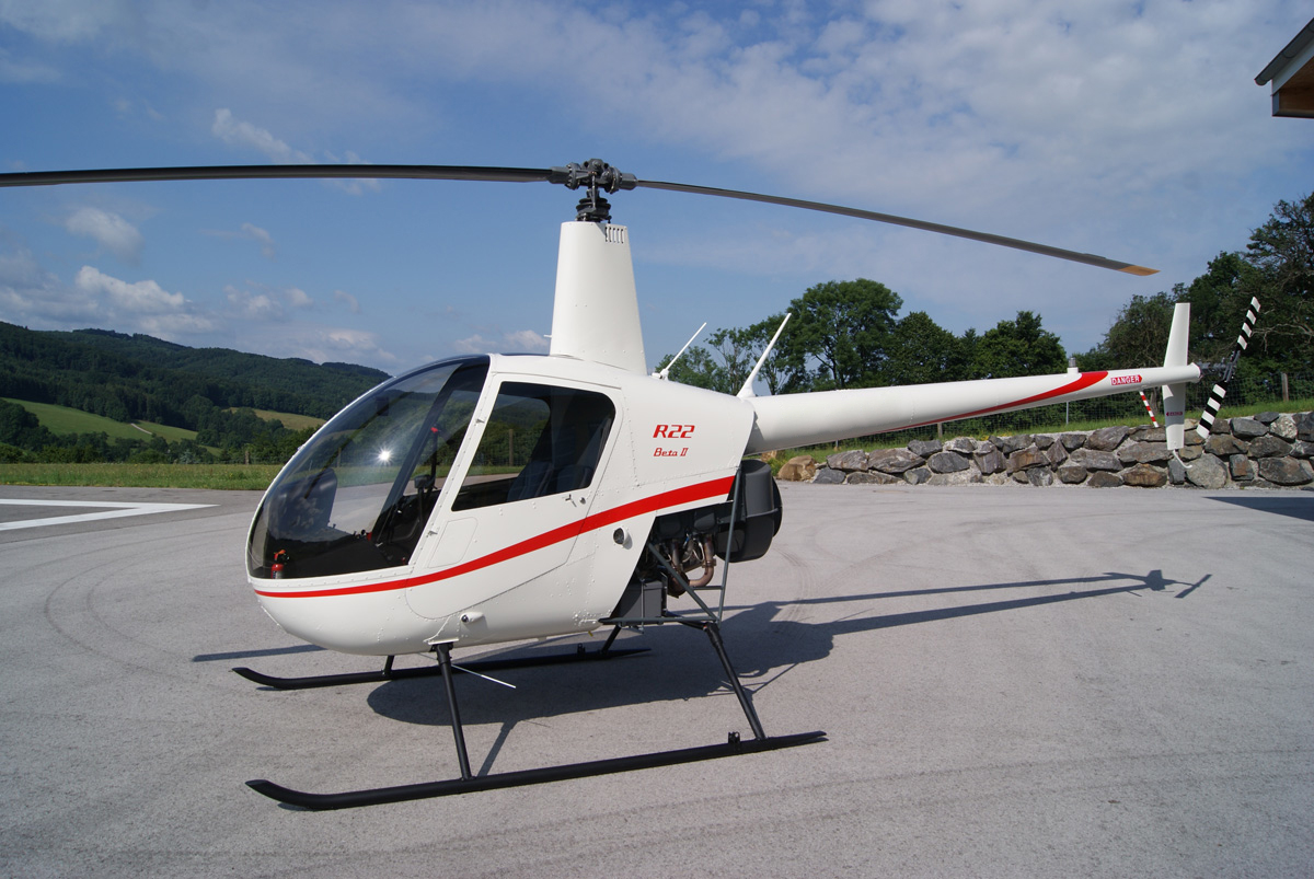 特別半額 ロビンソン Robinson ヘリコプター R22 Beta 1/24 特別半額 ロビンソン Robinson ヘリコプター R22 Beta 1/24