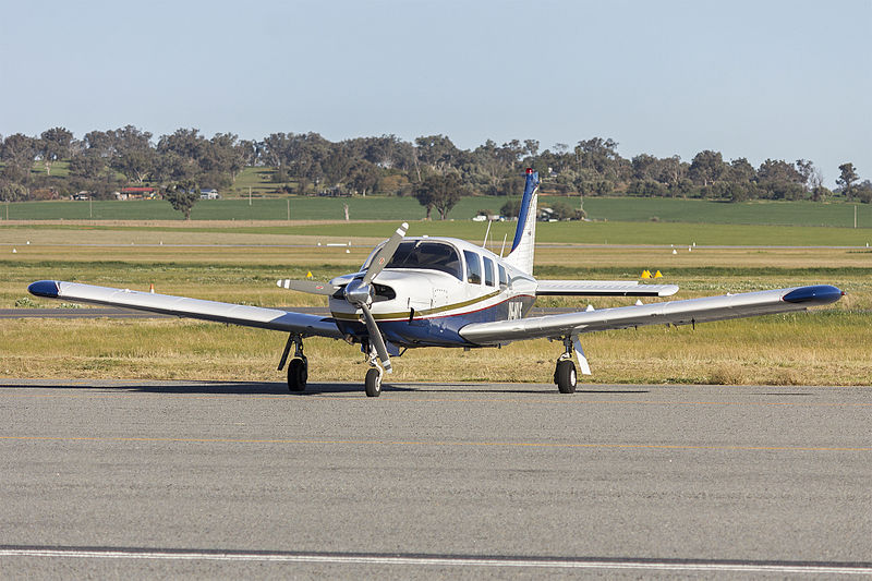 Piper PA-32R-300