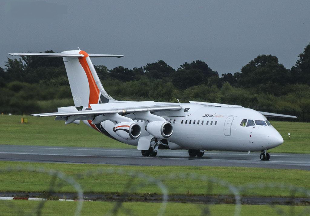 BAe Avro RJ100