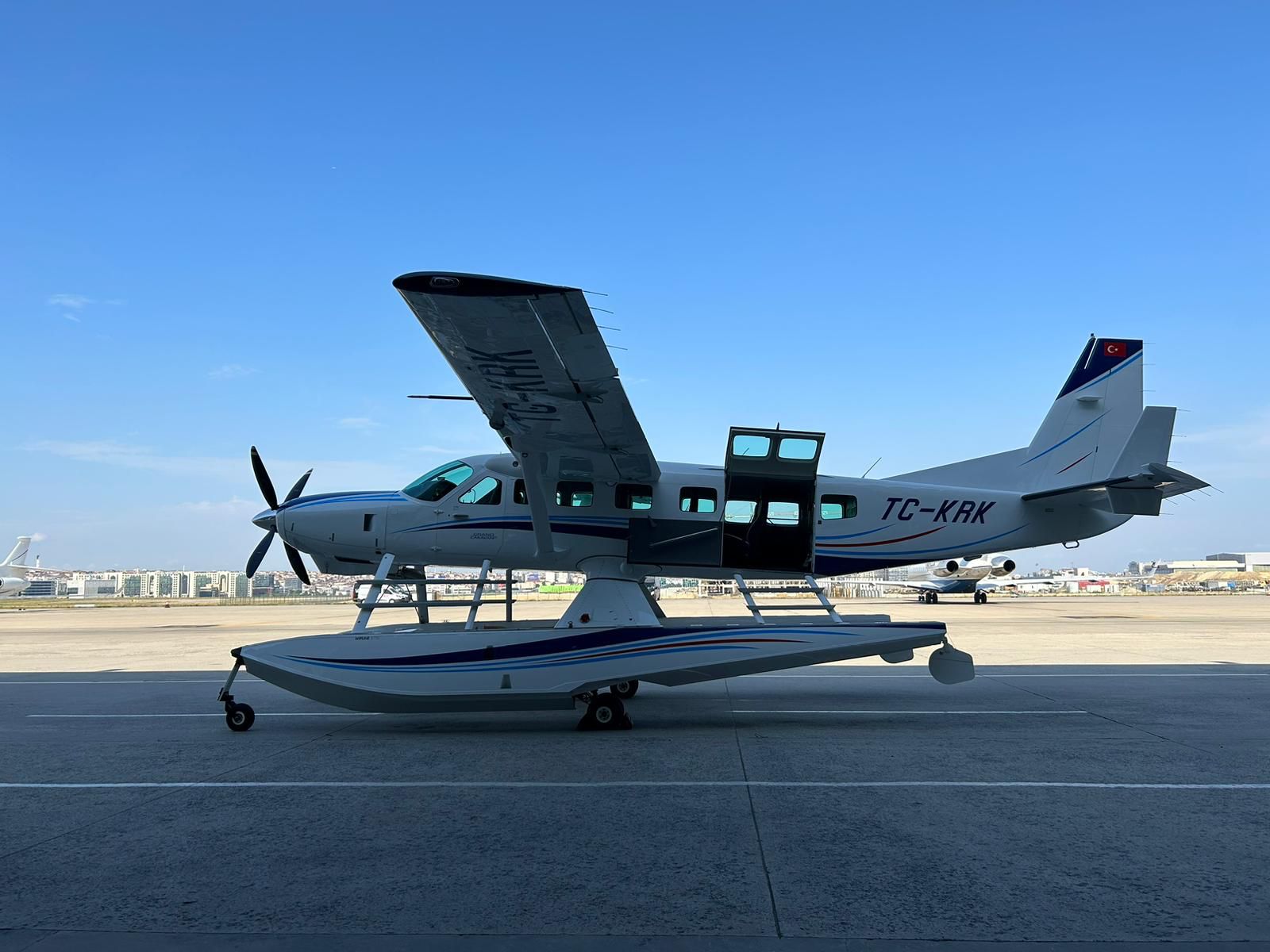 Partner aircraft Cessna 208B Grand Caravan.