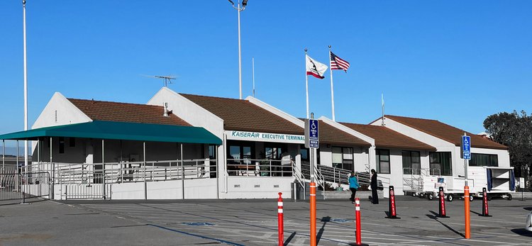 KaiserAir Oakland — operator location image
