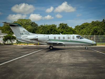 Hawker 400XP