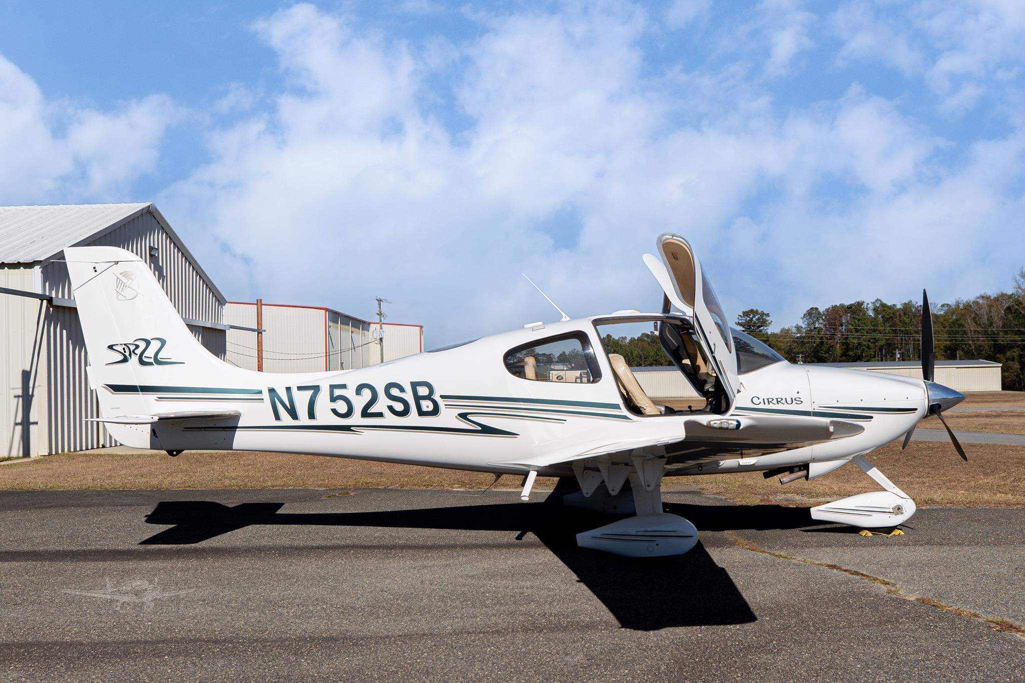 Cirrus SR22