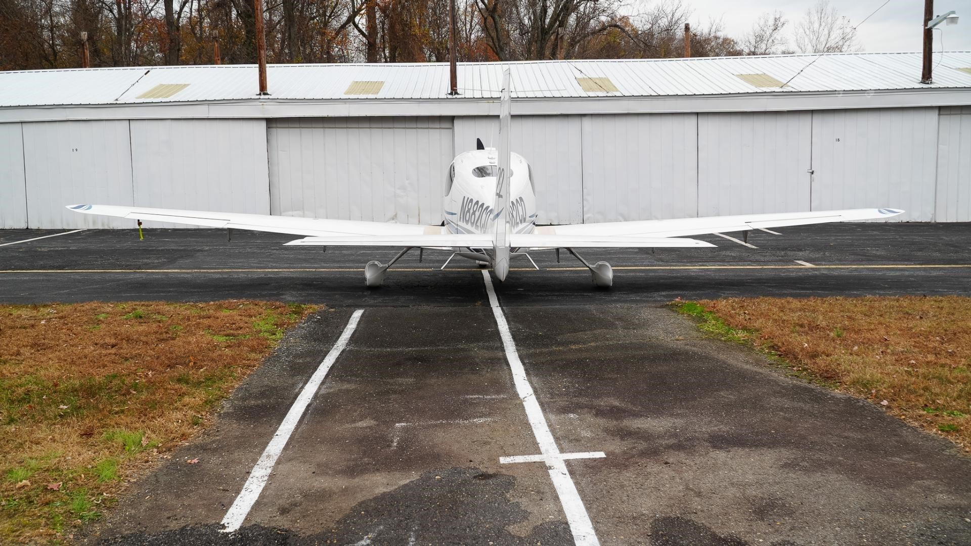 Cirrus SR22