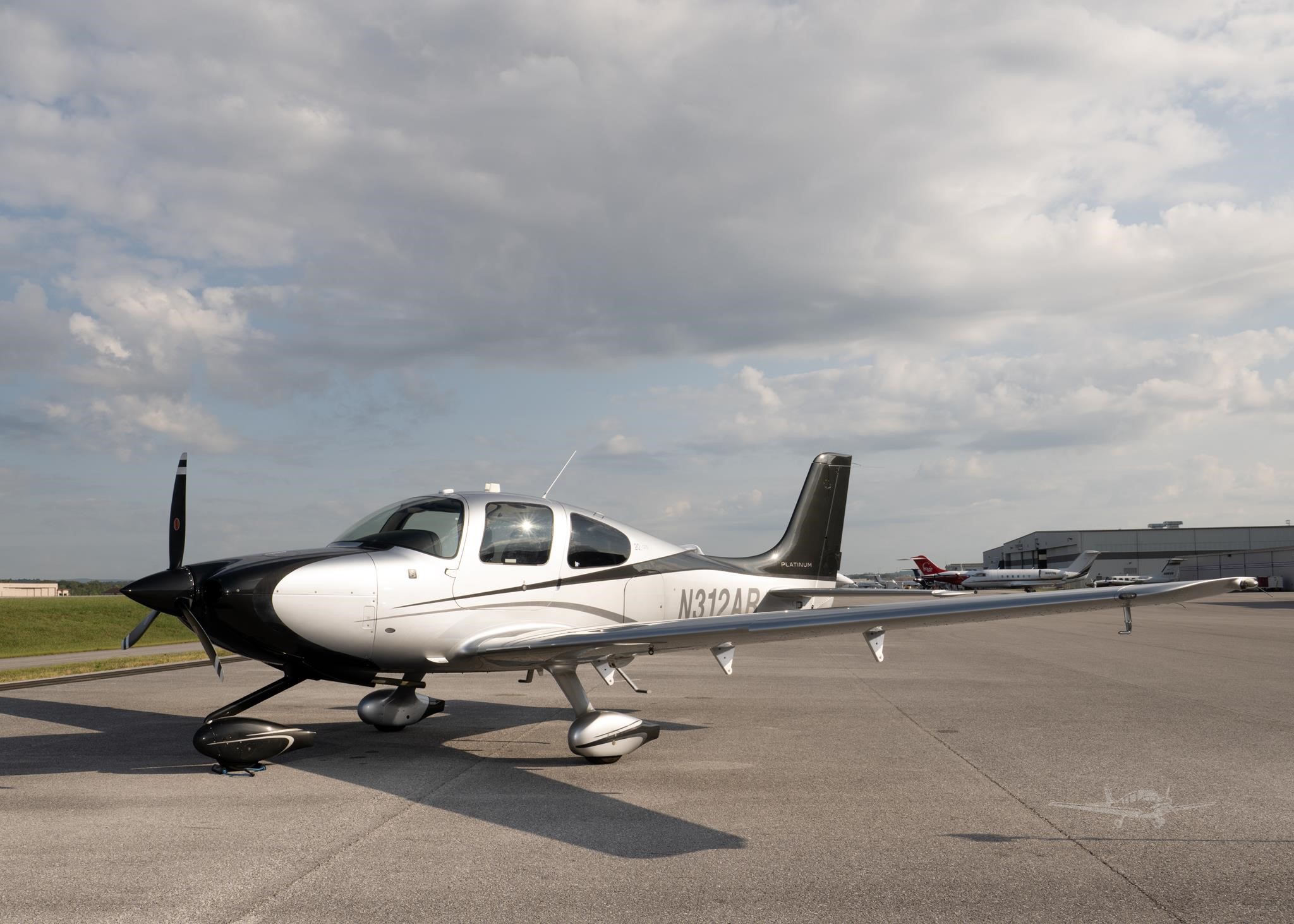 Cirrus SR20