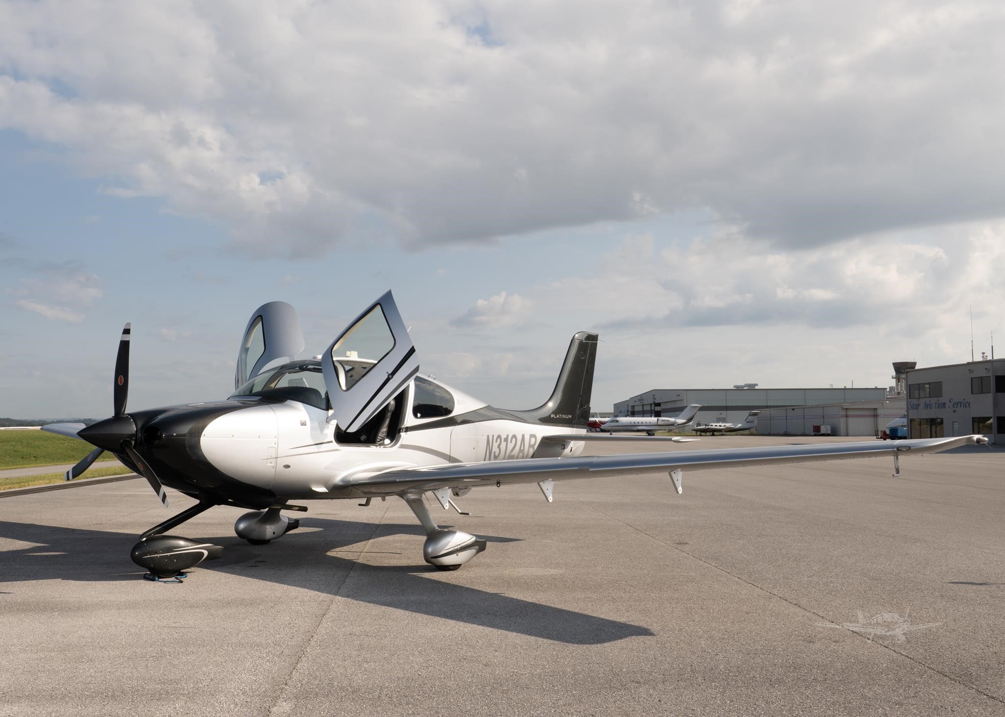 Cirrus SR20