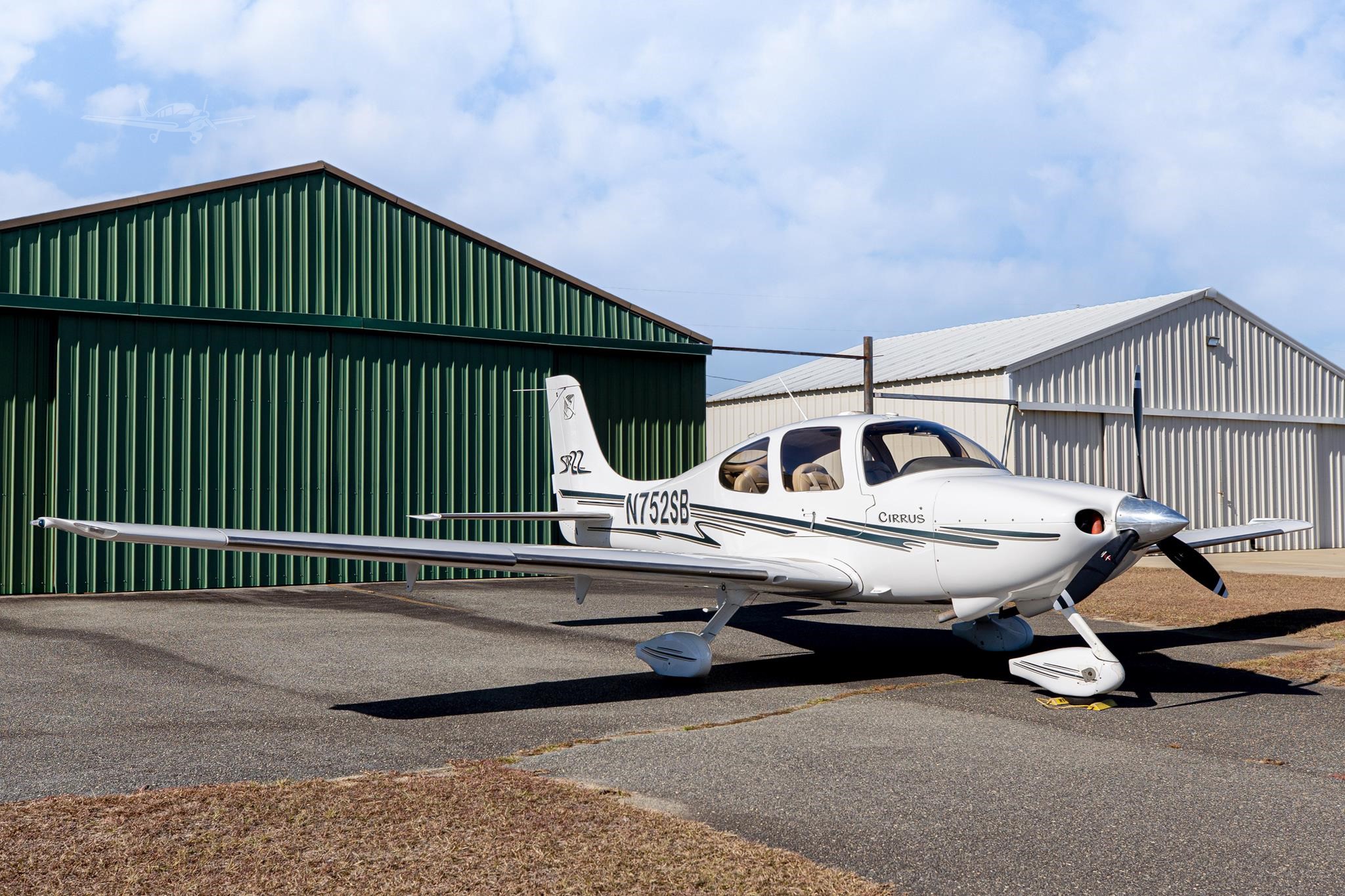 Cirrus SR22