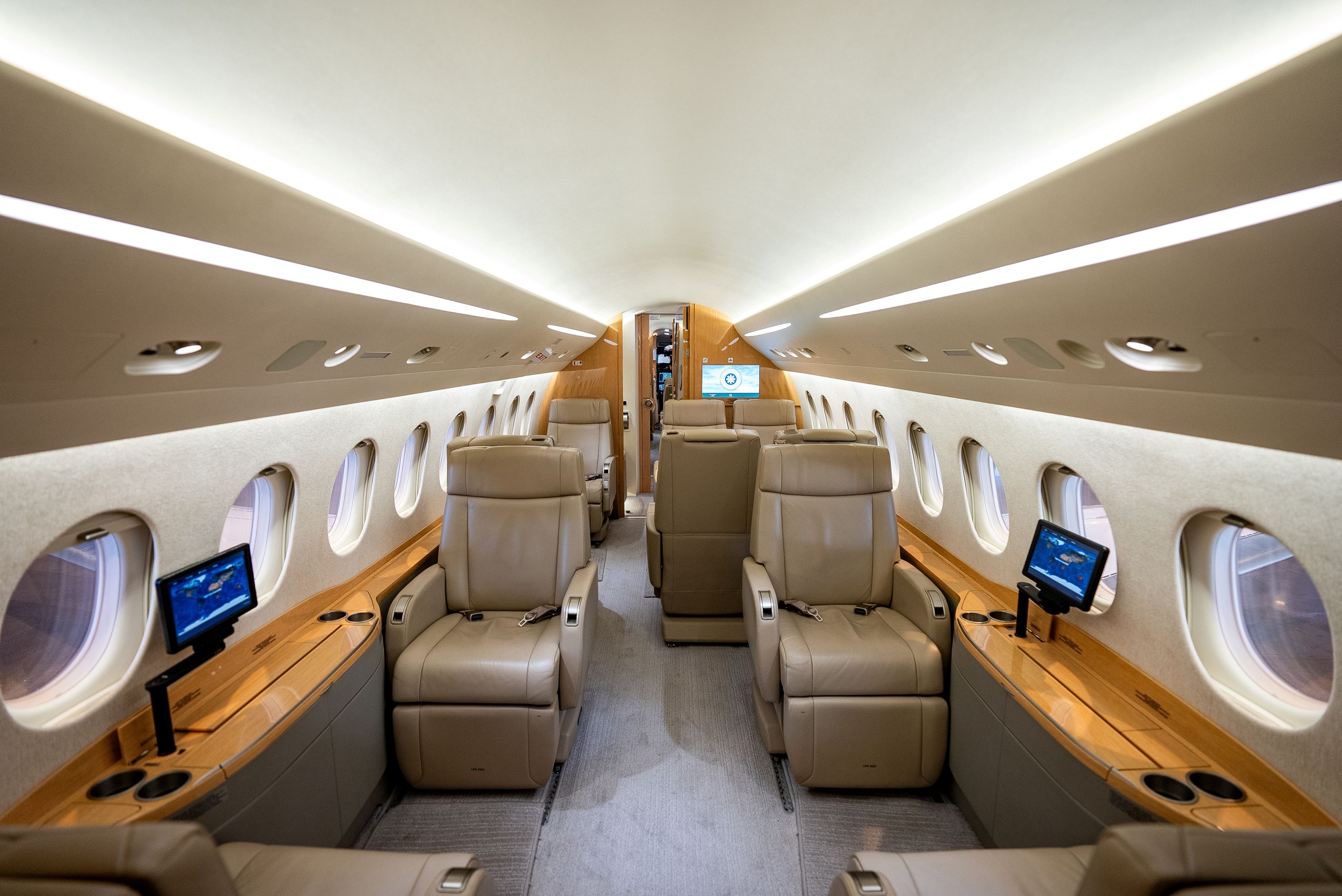 Falcon 2000LXS