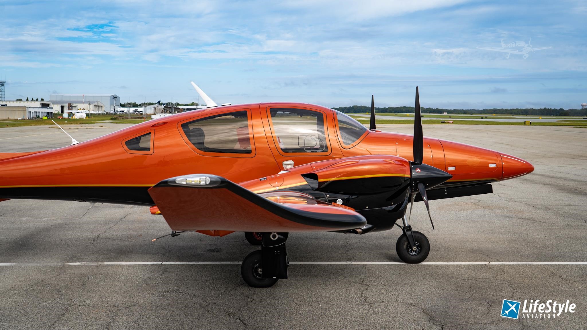 Diamond DA62