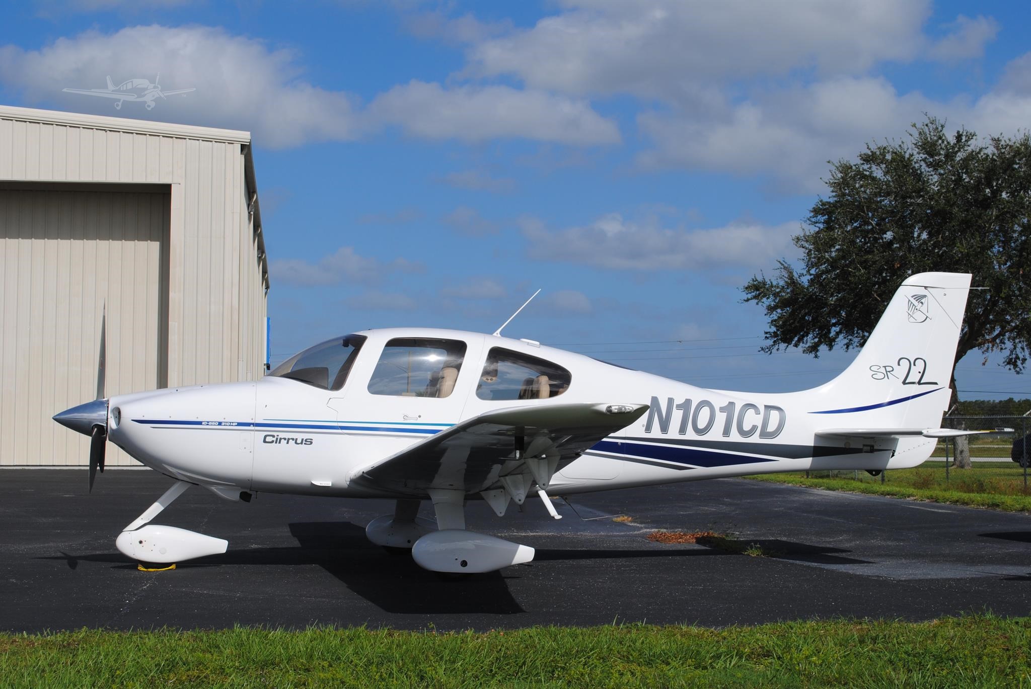 Cirrus SR22