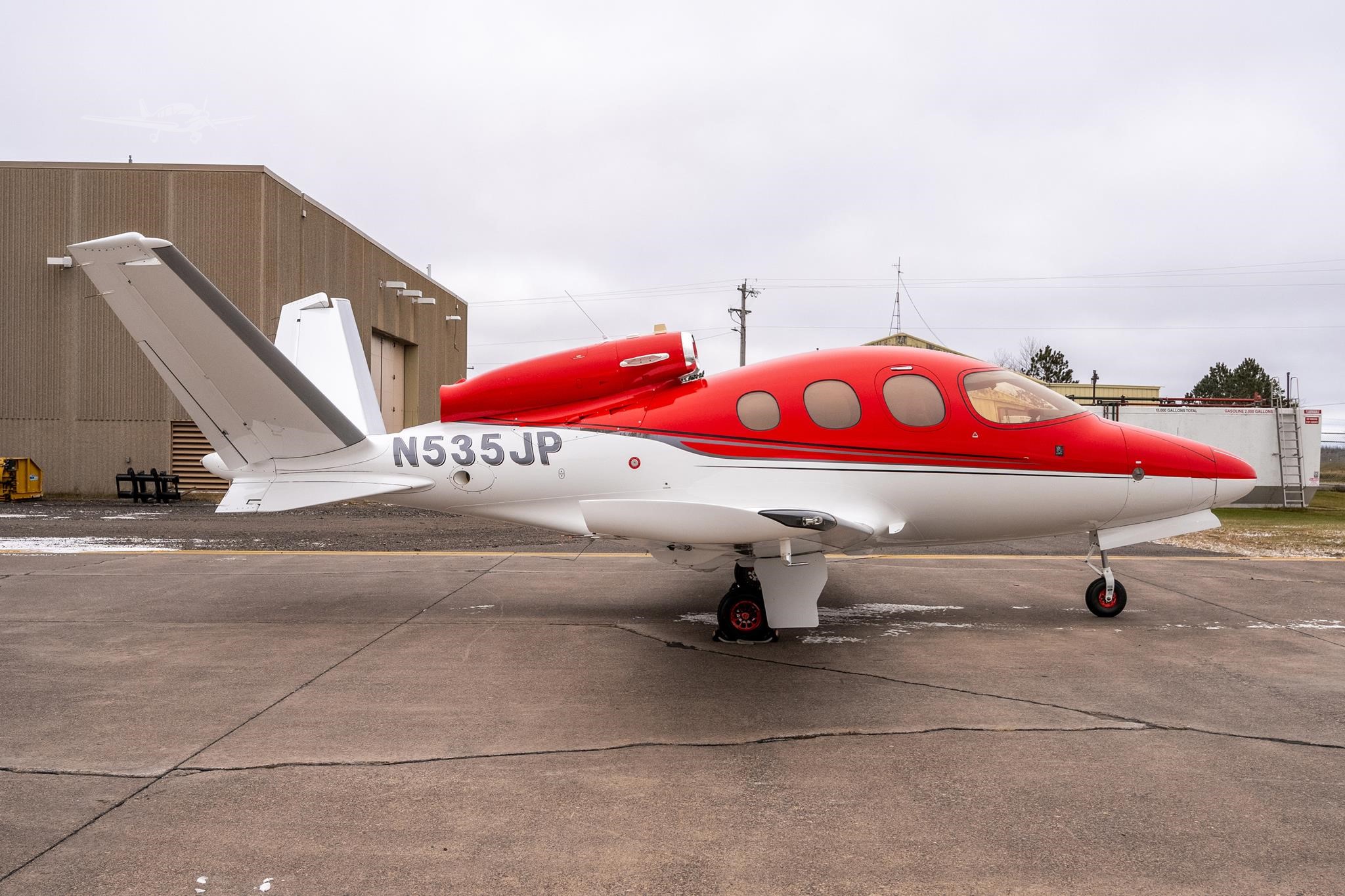 Cirrus SF50