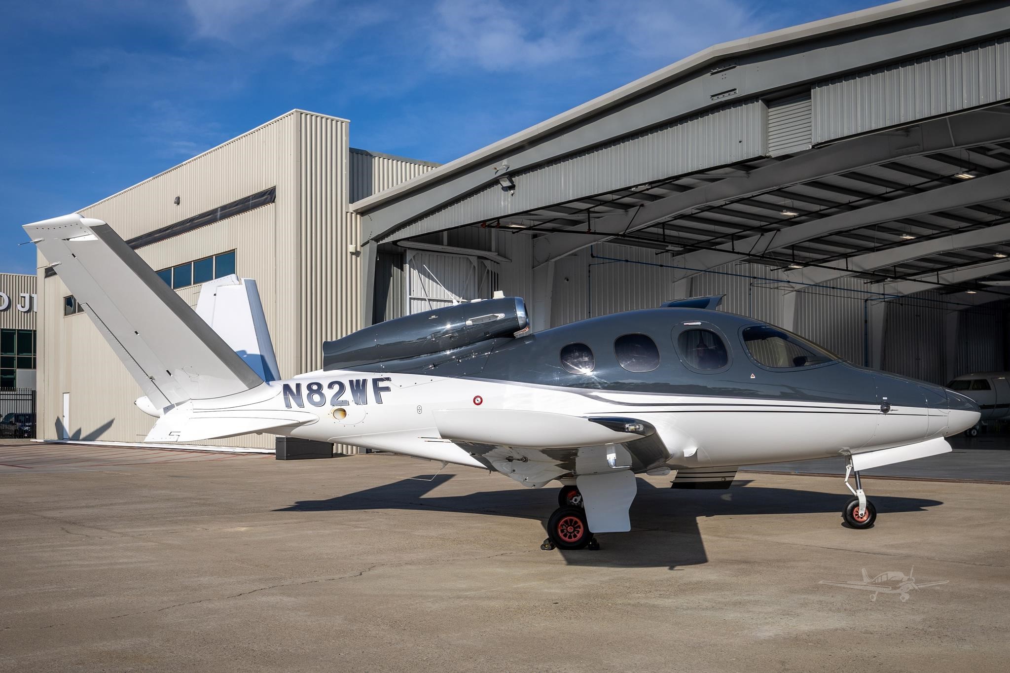 Cirrus SF50