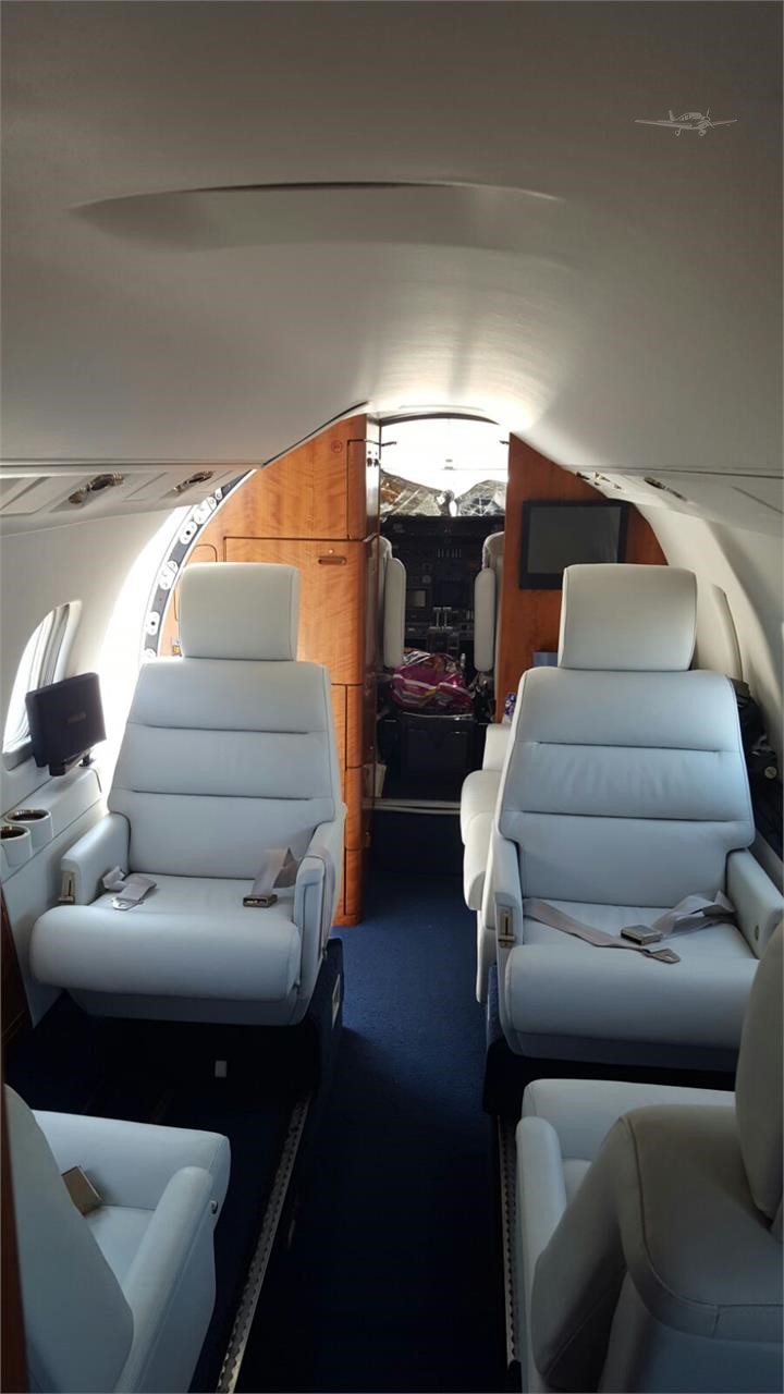 Learjet 55