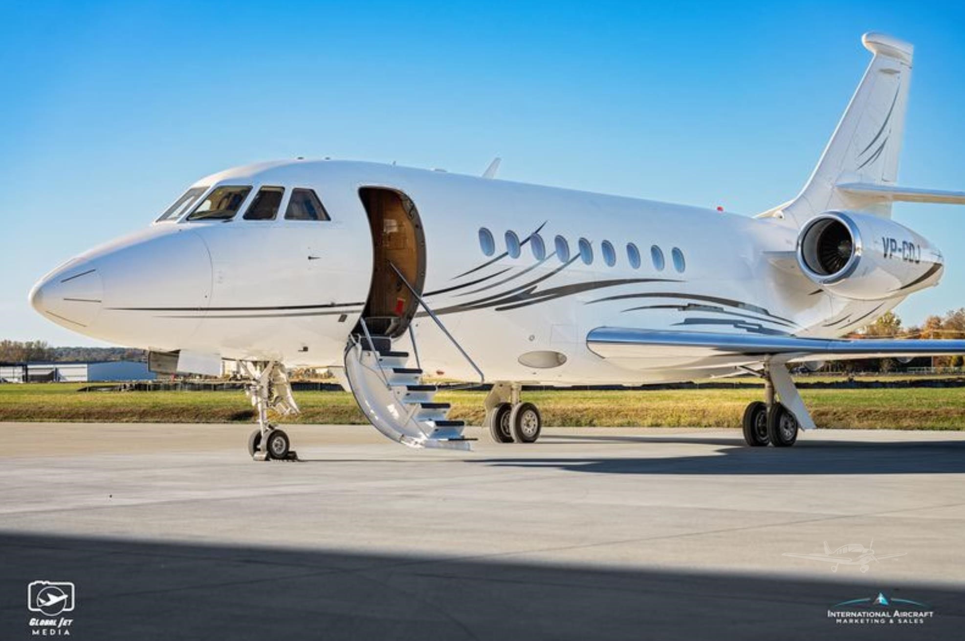 Falcon 2000