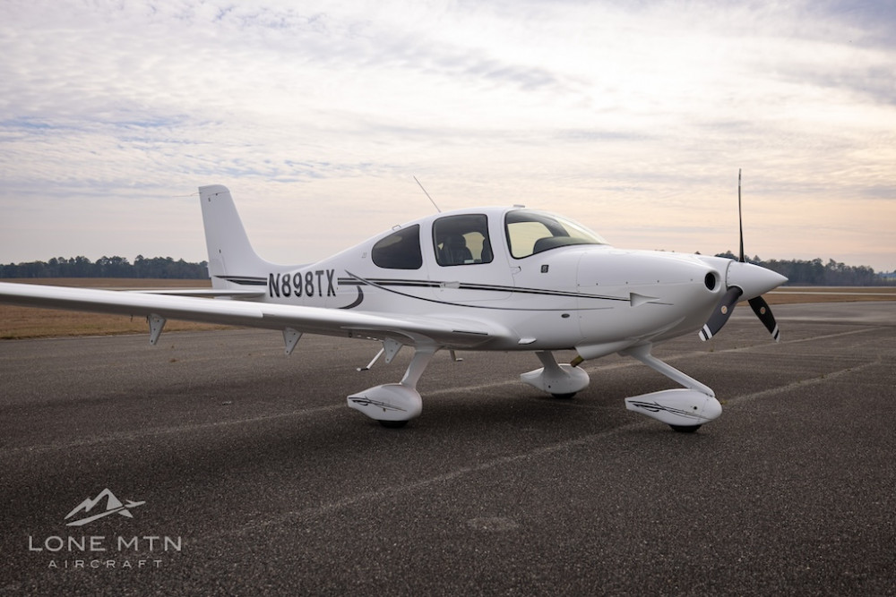Cirrus SR20