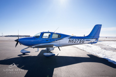 Cirrus SR22