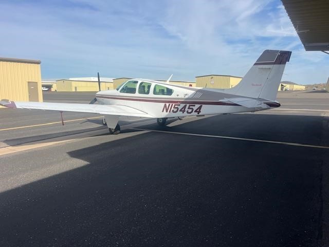 Beechcraft F33A Bonanza