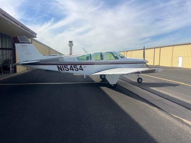 Beechcraft F33A Bonanza