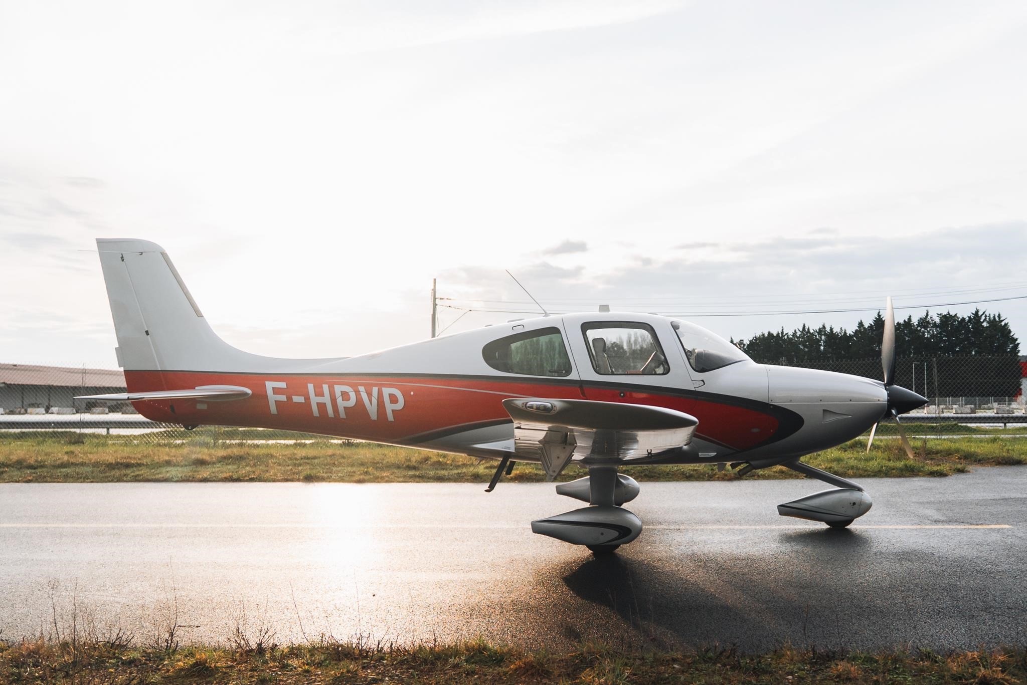 Cirrus SR22
