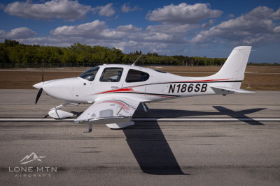 Cirrus SR20