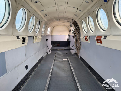 Beechcraft King Air 200