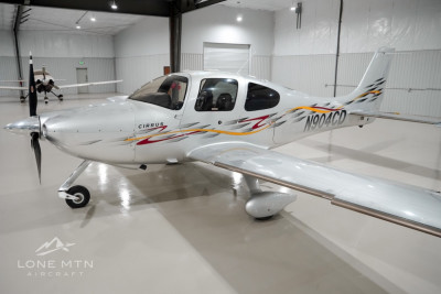 Cirrus SR22