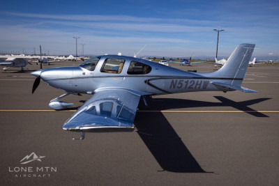 Cirrus SR22