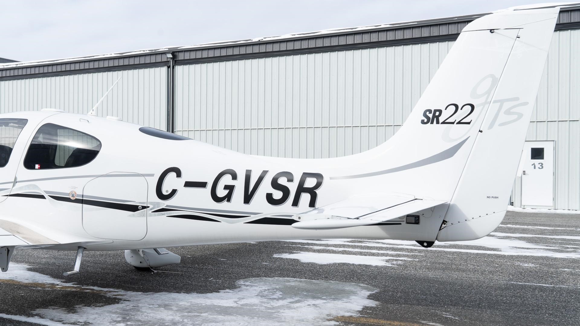 Cirrus SR22