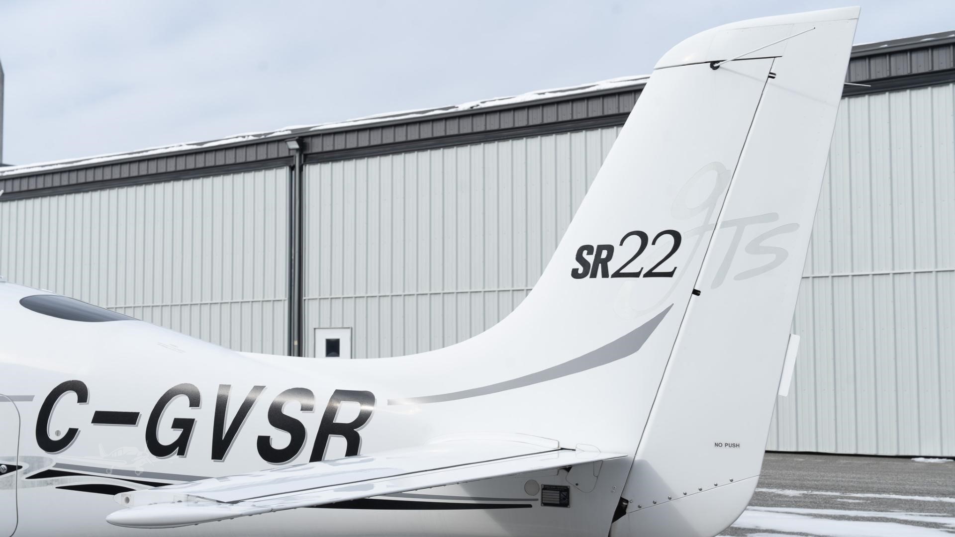 Cirrus SR22