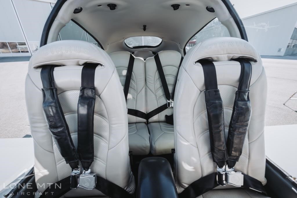 Cirrus SR22