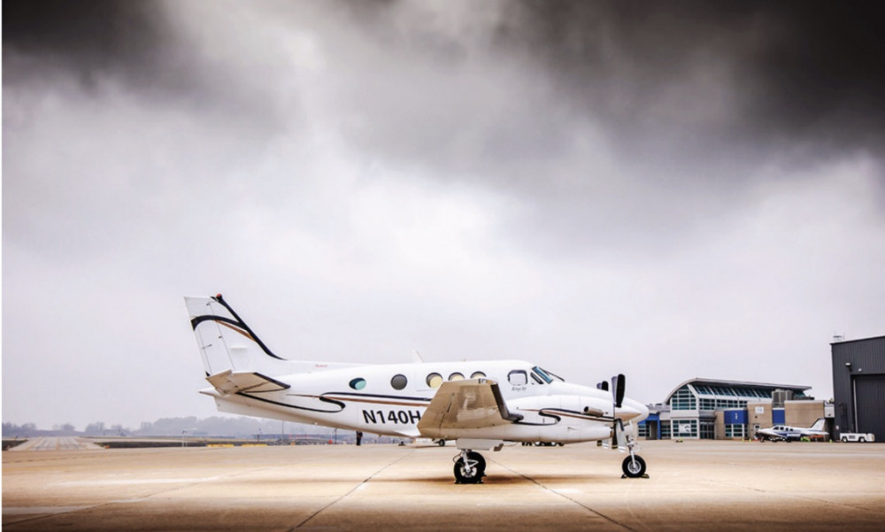 N140H aircraft