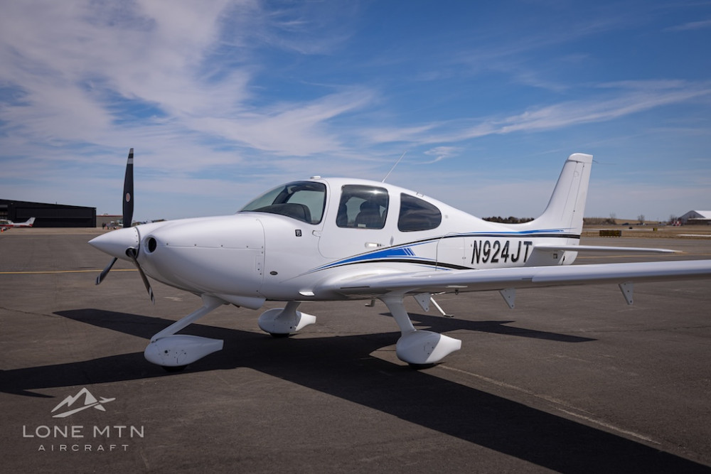 Cirrus SR20