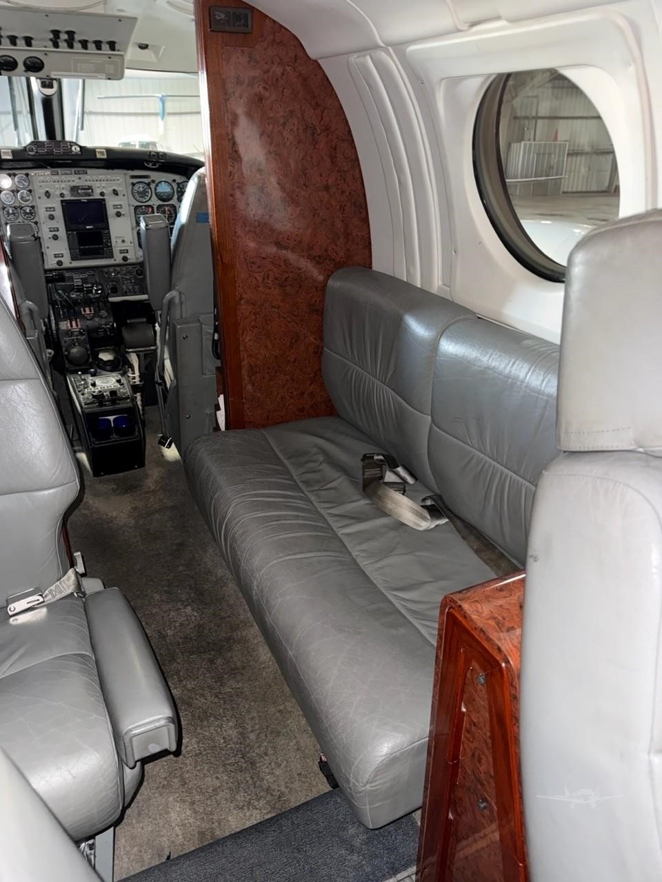 Beechcraft King Air 200