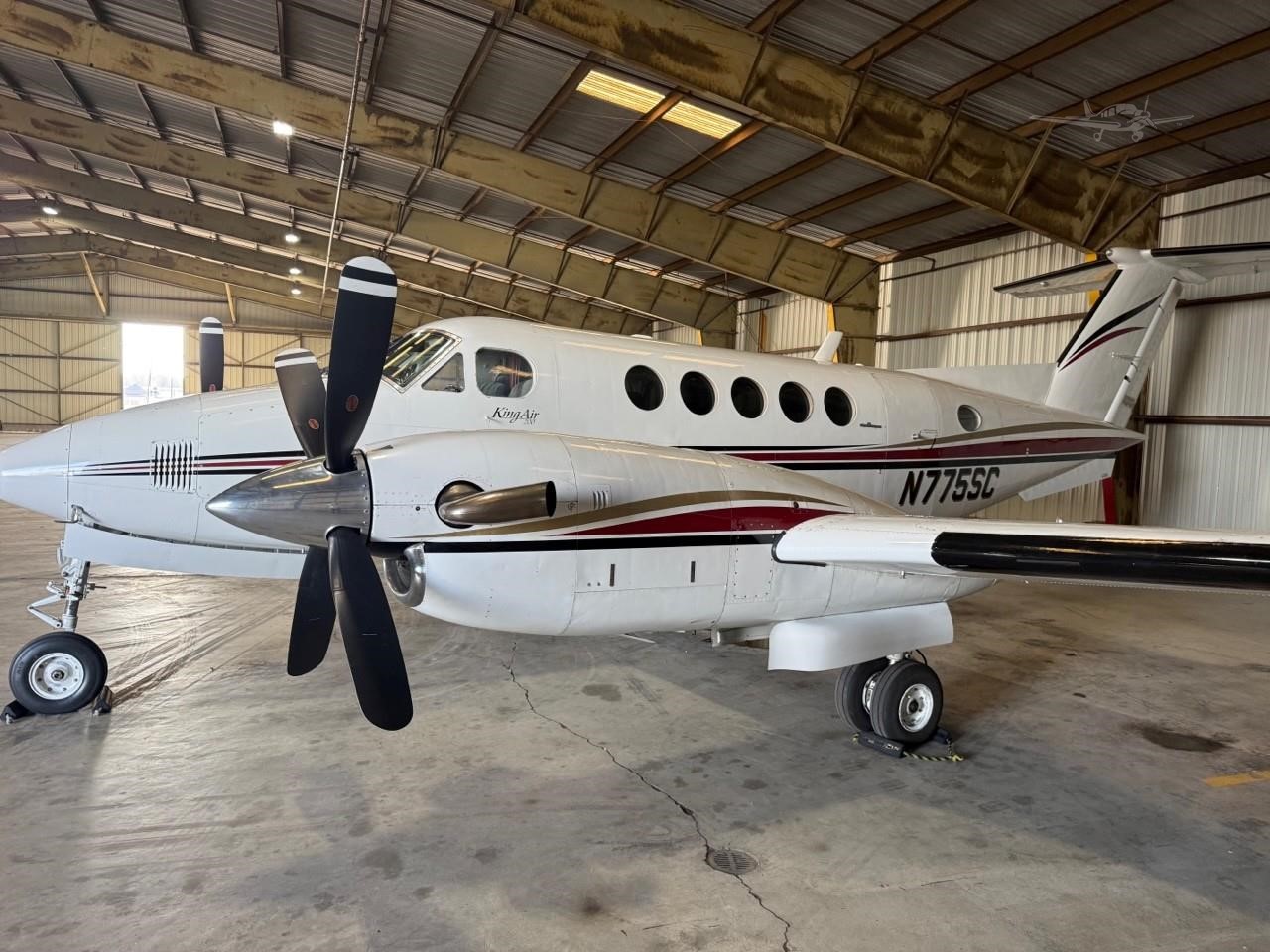Beechcraft King Air 200
