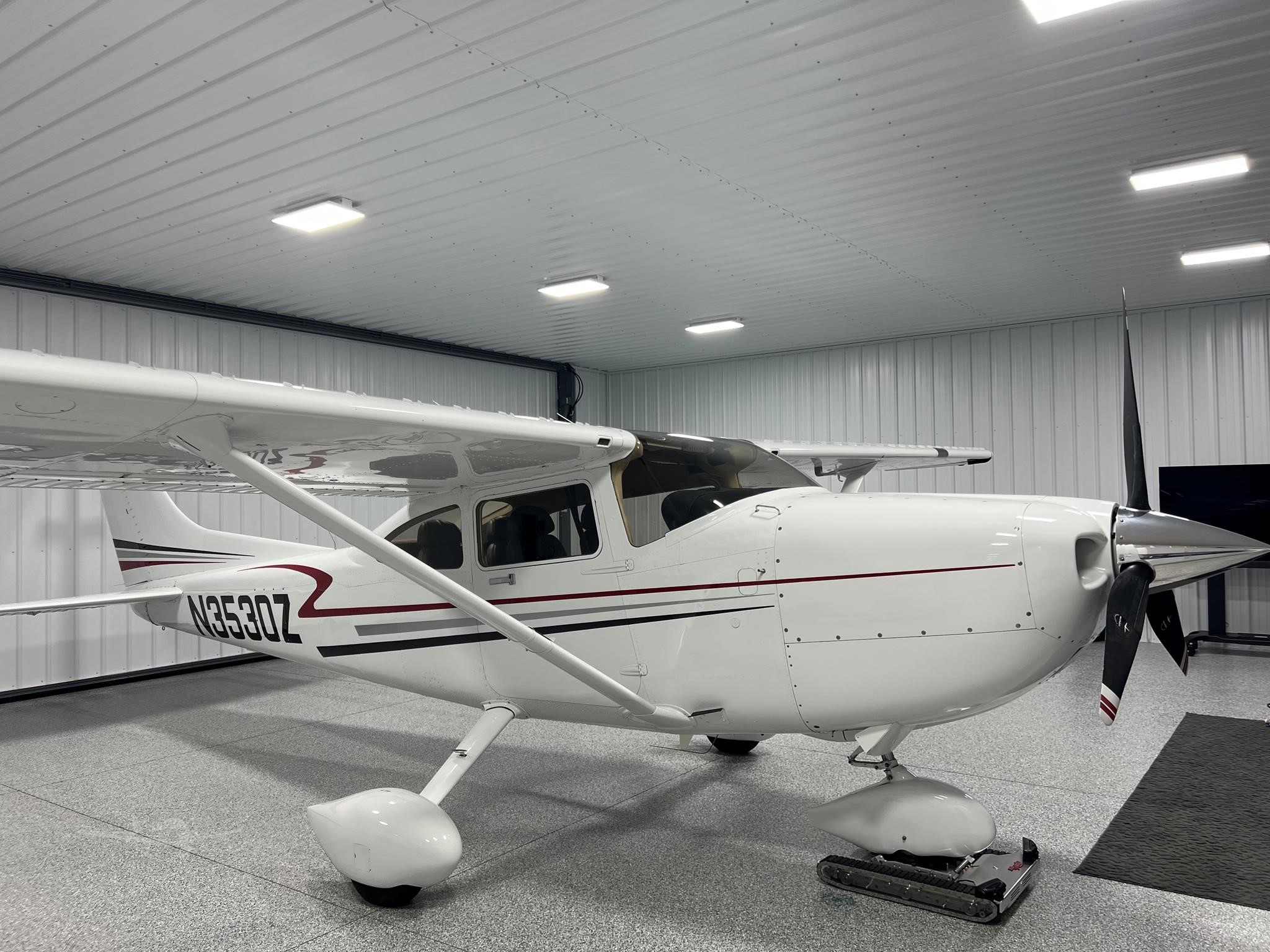 Cessna 182