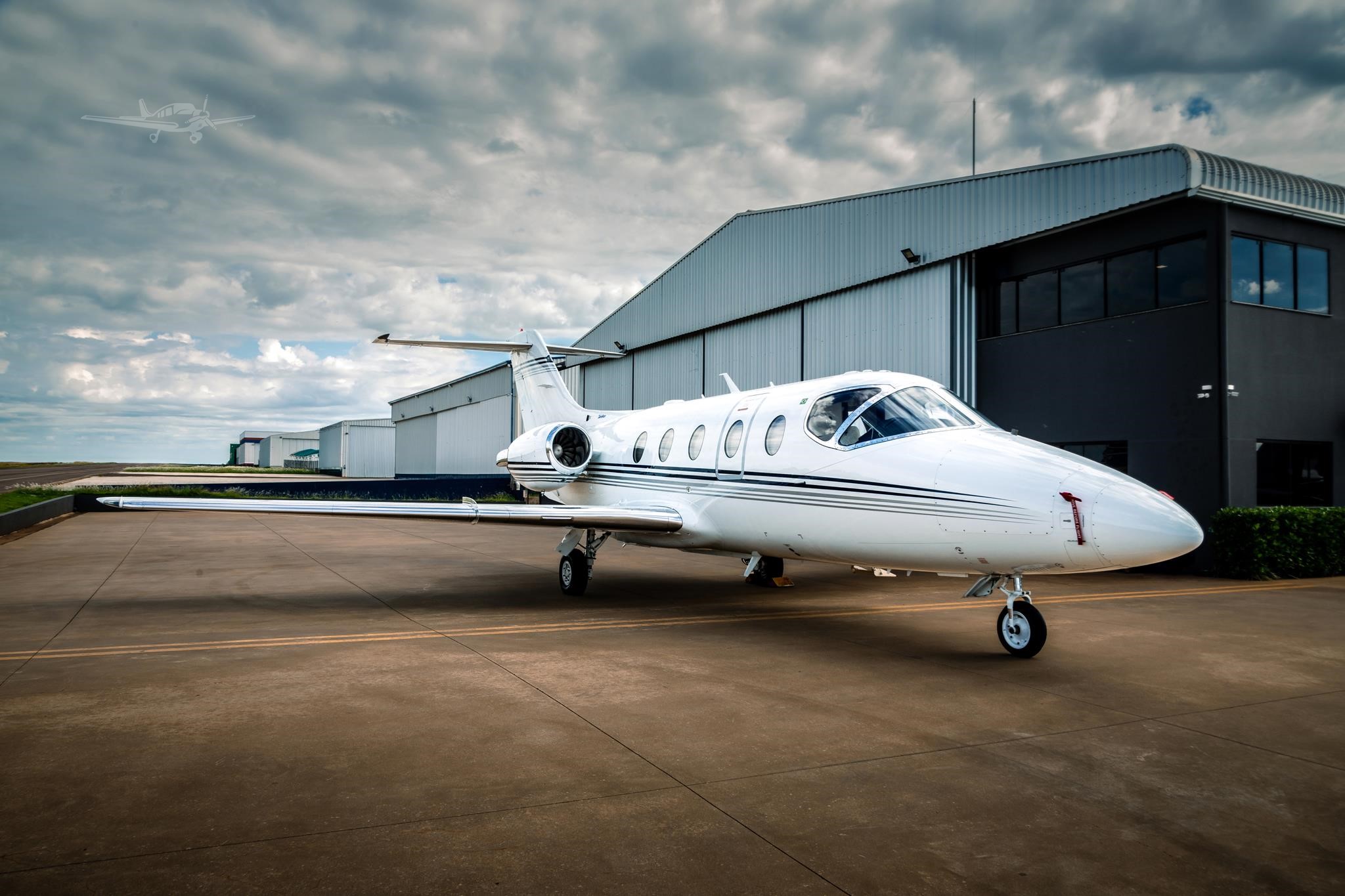 Hawker 400XP