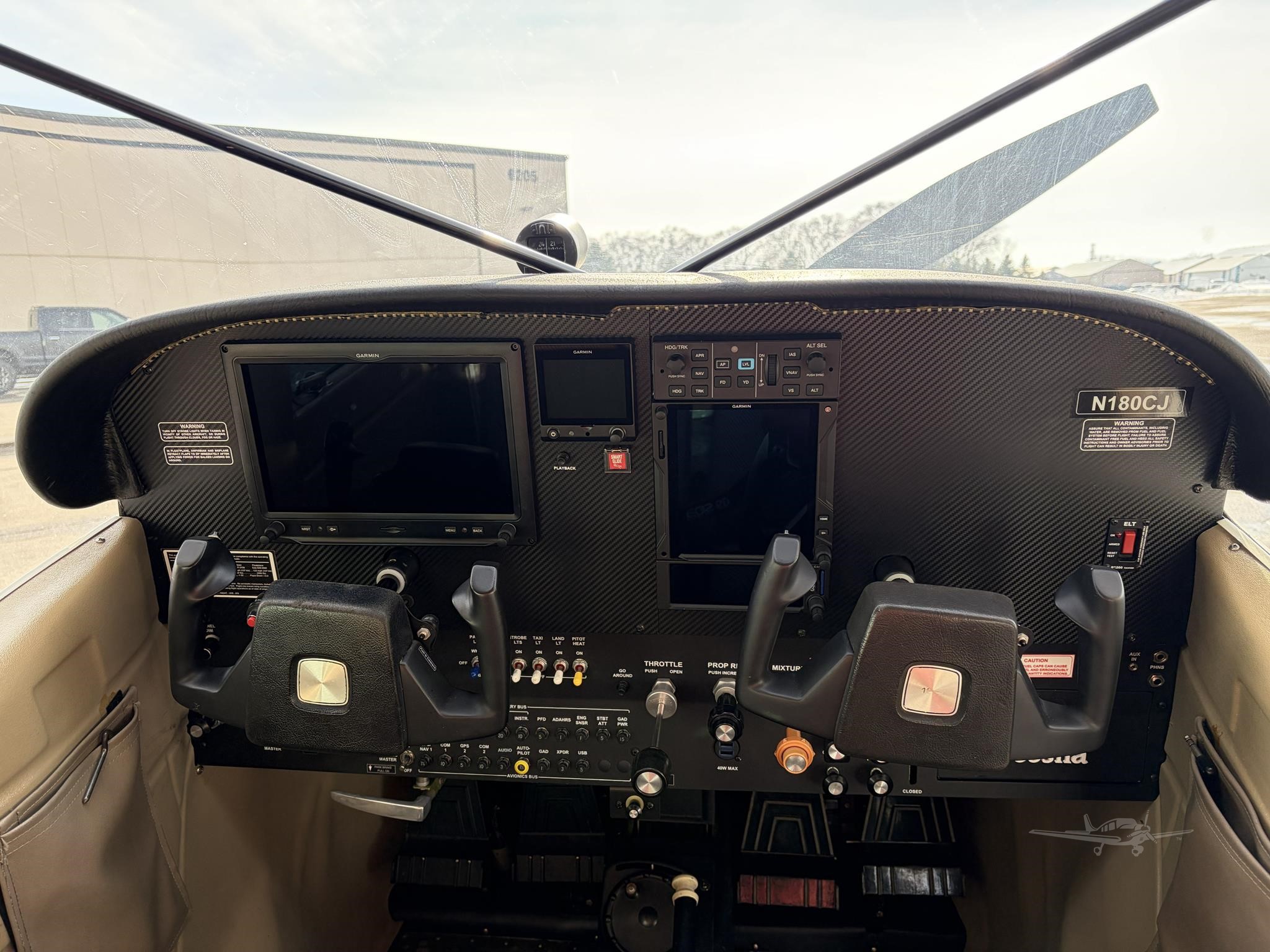 Cessna 182