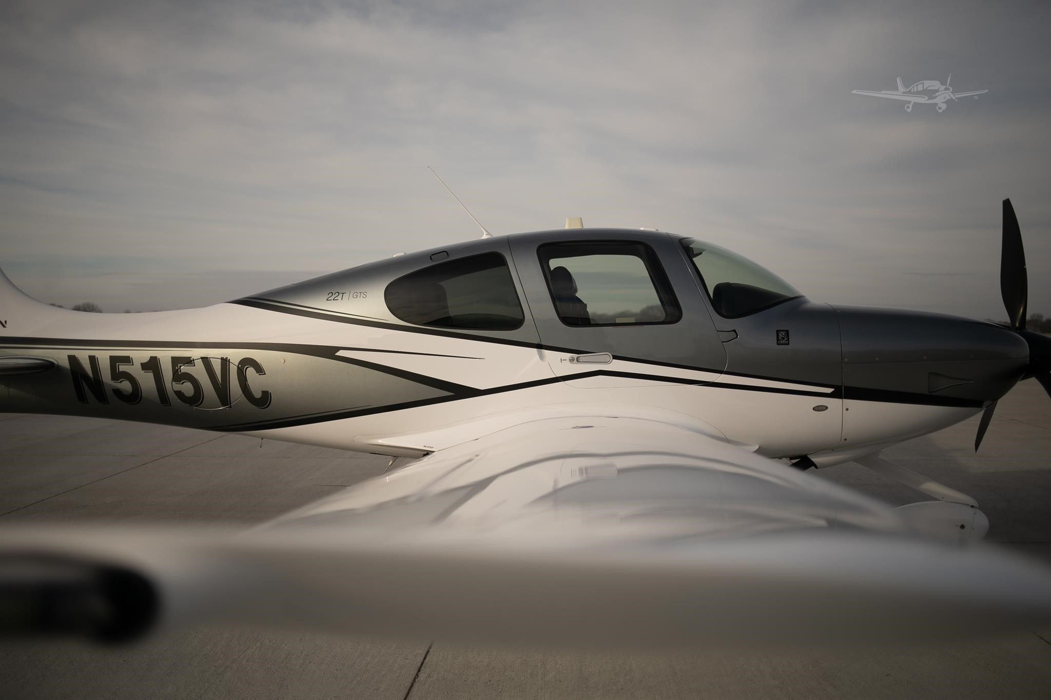 Cirrus SR22